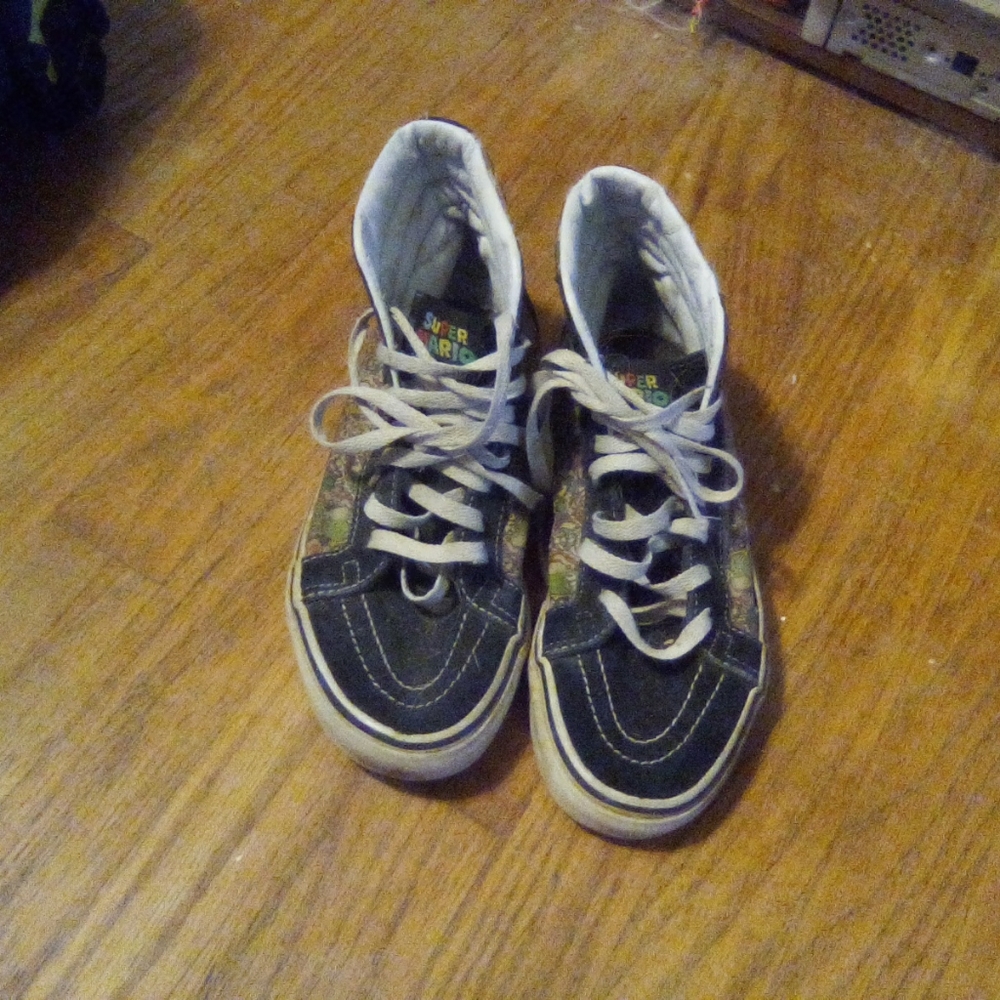 Vans Hi Top Super Mario Bros Sneakers Sz 5.5